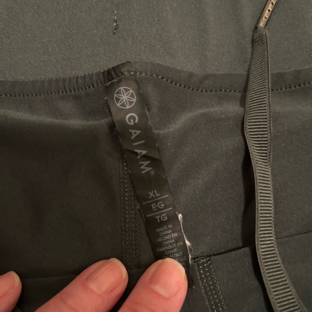 GAIAM Olive Green Athletic Skort (built in shorts) - Picture 5 of 5